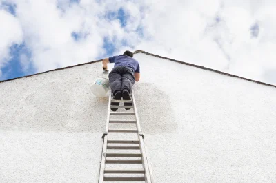Peinture extérieure à Chassiecq — façades et ravalement
